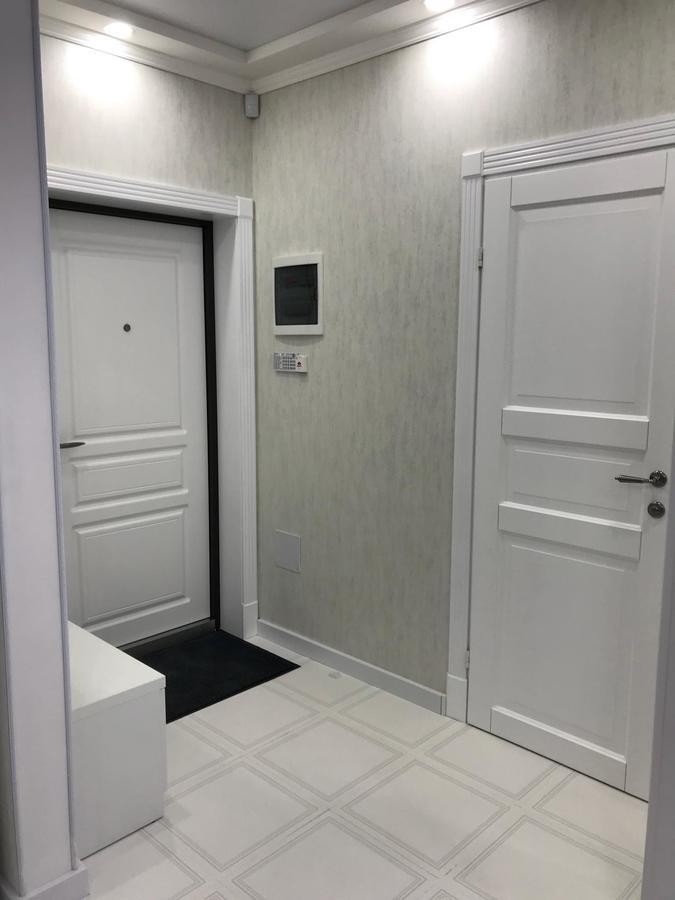 Luxe Apartment On Drahomanova Kiev Exterior foto
